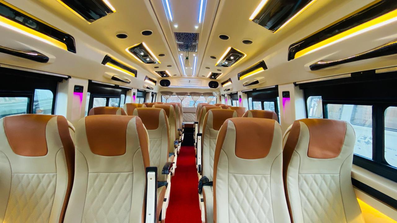 Tempo Traveller 26+1